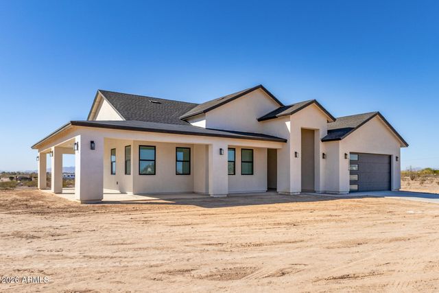 33239 W SUNLAND Avenue, Tonopah, AZ 85354