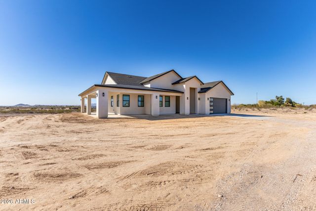 33239 W SUNLAND Avenue, Tonopah, AZ 85354