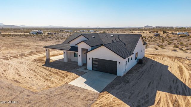 33239 W SUNLAND Avenue, Tonopah, AZ 85354