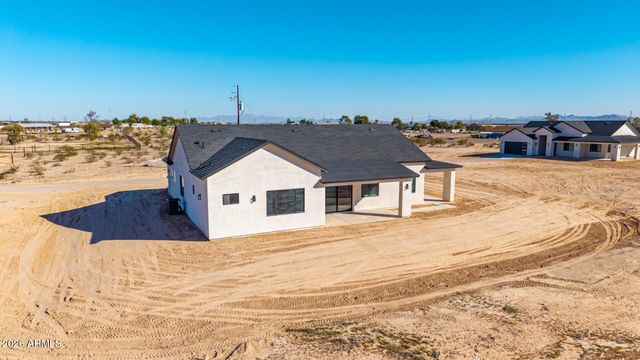 33239 W SUNLAND Avenue, Tonopah, AZ 85354