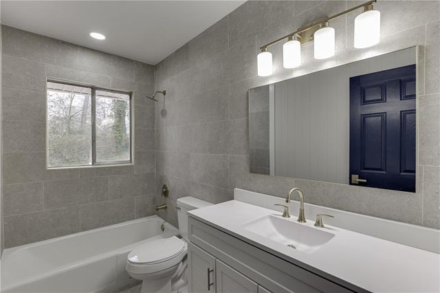 34 Duke Drive, Lawrenceville, GA 30046