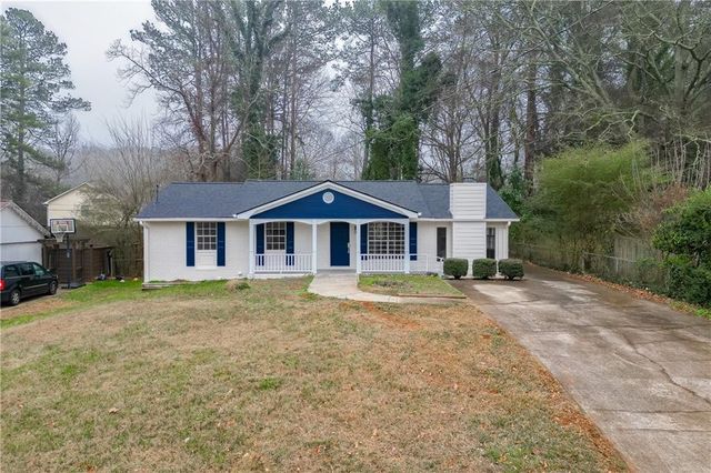 34 Duke Drive, Lawrenceville, GA 30046