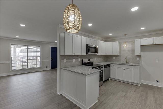 34 Duke Drive, Lawrenceville, GA 30046