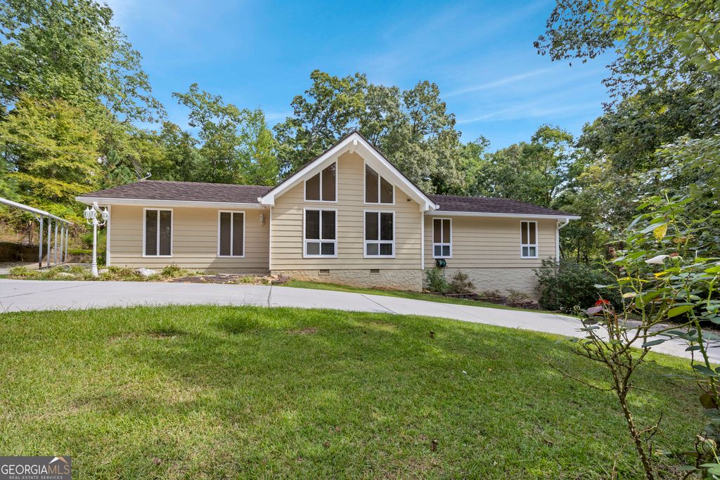 3071 White Road NE, Conyers, GA 30012 — exterior