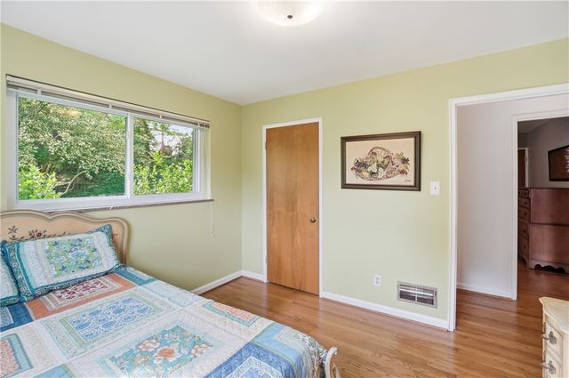 2799 Losantiridge Avenue, Cincinnati, OH 45213