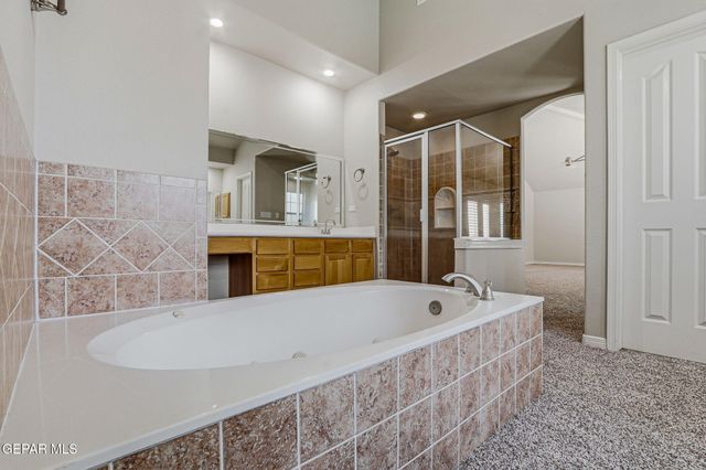 6313 FRANKLIN BLUFF Drive, El Paso, TX 79912
