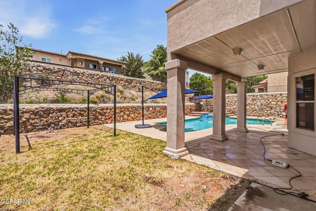 6313 FRANKLIN BLUFF Drive, El Paso, TX 79912