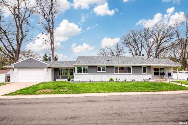 721 E WHITE OAK Court, Peoria, IL 61614