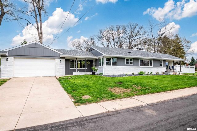 721 E WHITE OAK Court, Peoria, IL 61614