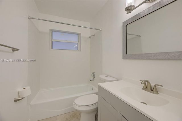 1791 NE 46th St, Oakland Park, FL 33334