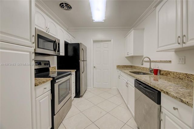 1791 NE 46th St, Oakland Park, FL 33334