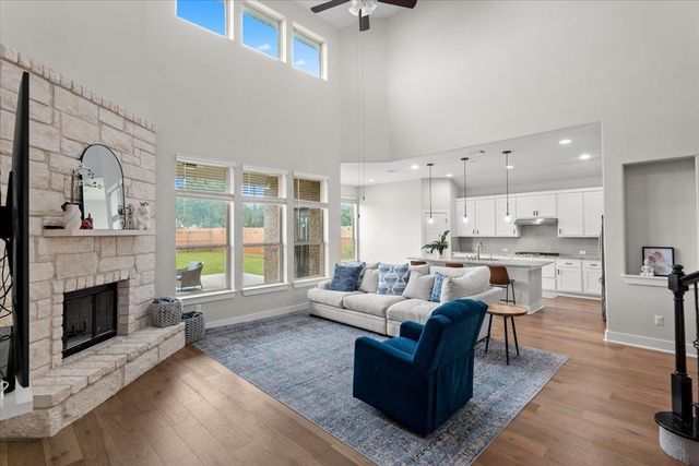 228 Poole LN, Liberty Hill, TX 78642