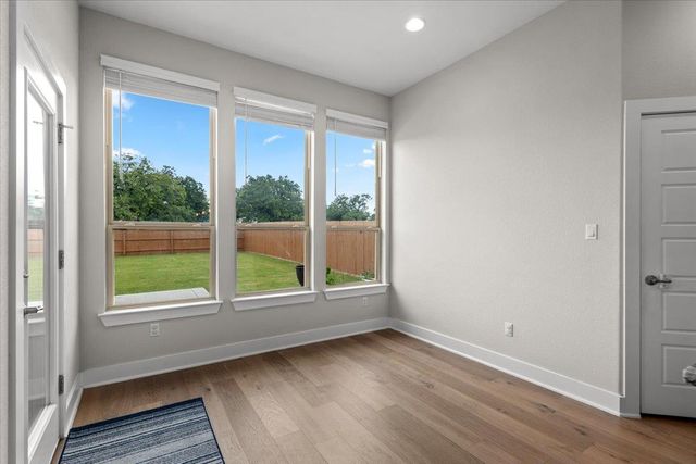228 Poole LN, Liberty Hill, TX 78642