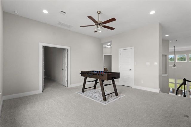 228 Poole LN, Liberty Hill, TX 78642