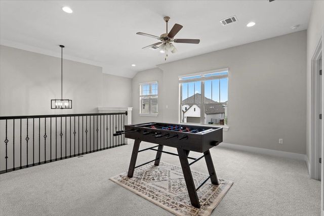 228 Poole LN, Liberty Hill, TX 78642