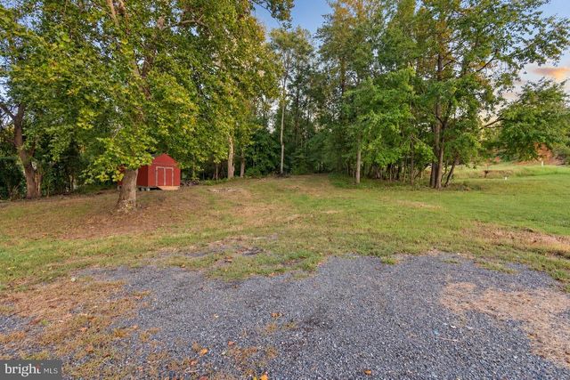 5 RASPBERRY LN, Stafford, VA 22554