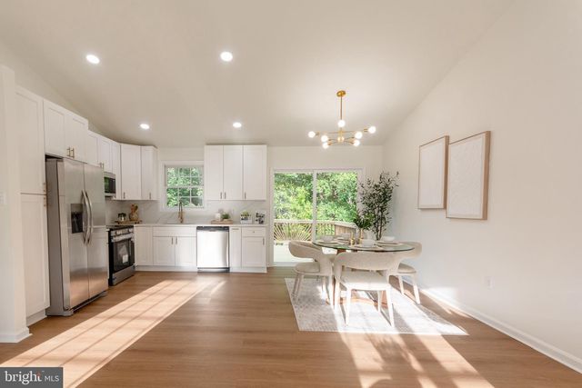 5 RASPBERRY LN, Stafford, VA 22554