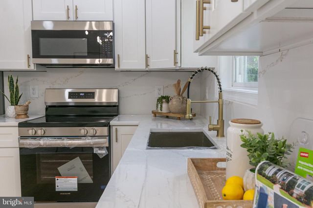 5 RASPBERRY LN, Stafford, VA 22554