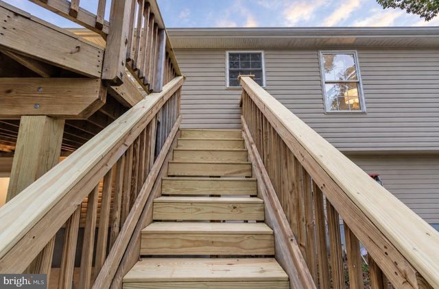 5 RASPBERRY LN, Stafford, VA 22554