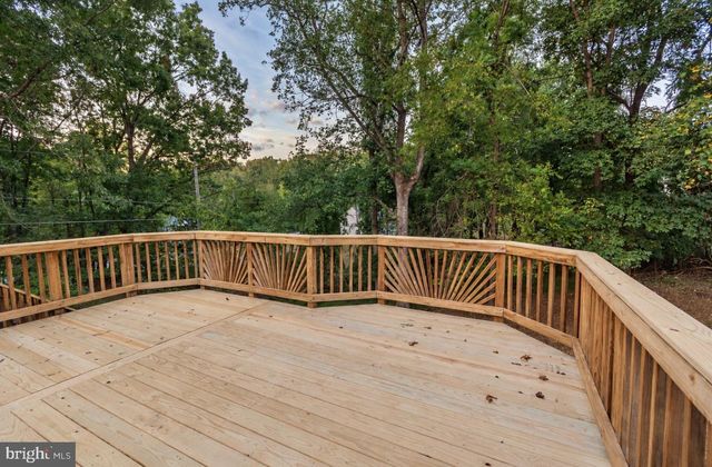 5 RASPBERRY LN, Stafford, VA 22554