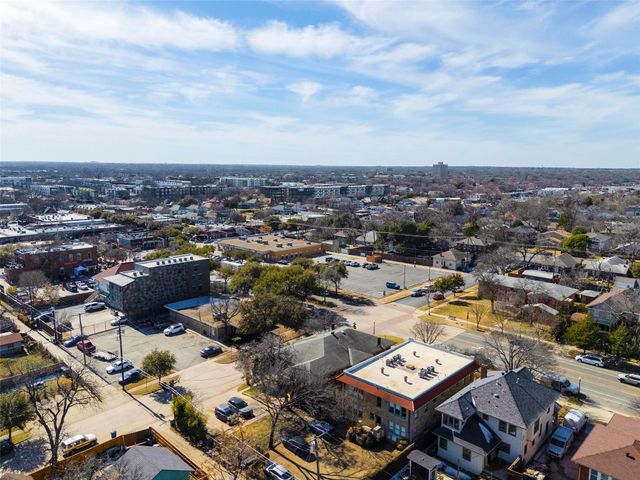 702 N Bishop Avenue 4, Dallas, TX 75208