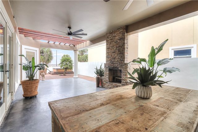 222 La Joya, Port Aransas, TX 78373