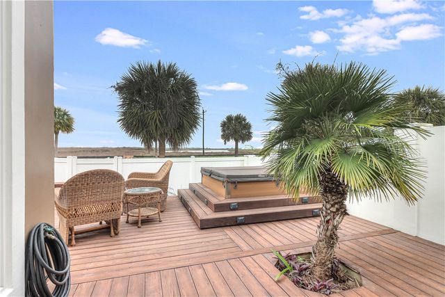 222 La Joya, Port Aransas, TX 78373