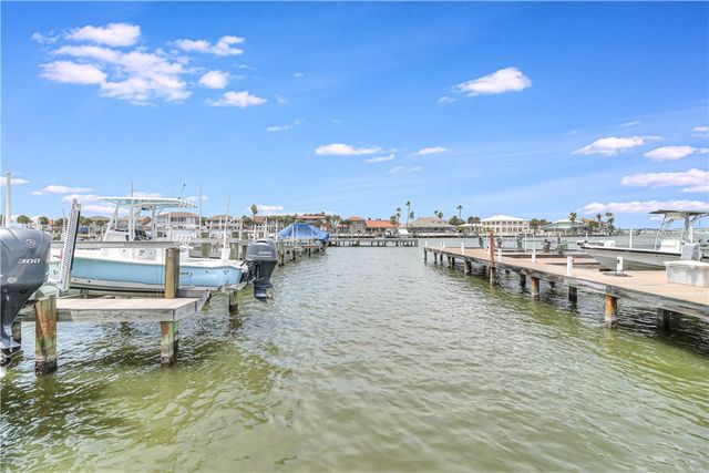 222 La Joya, Port Aransas, TX 78373