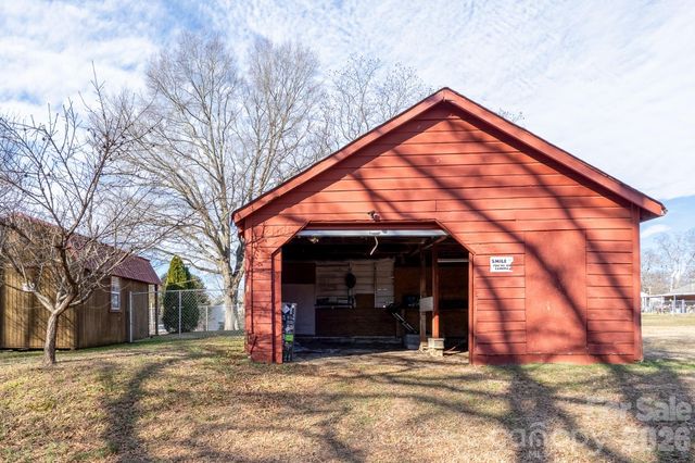 2137 Lane Street, Kannapolis, NC 28083