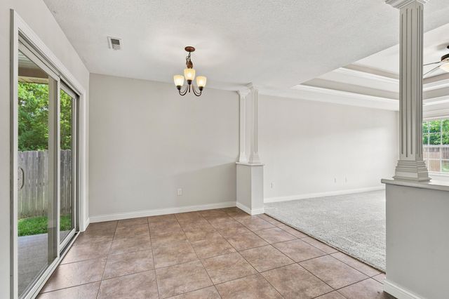 3205 BELINDA CT, Columbia, MO 65203