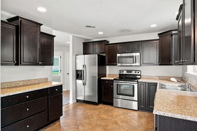 3205 BELINDA CT, Columbia, MO 65203