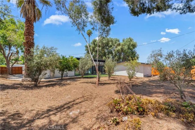 151 Barret Road, Riverside, CA 92507