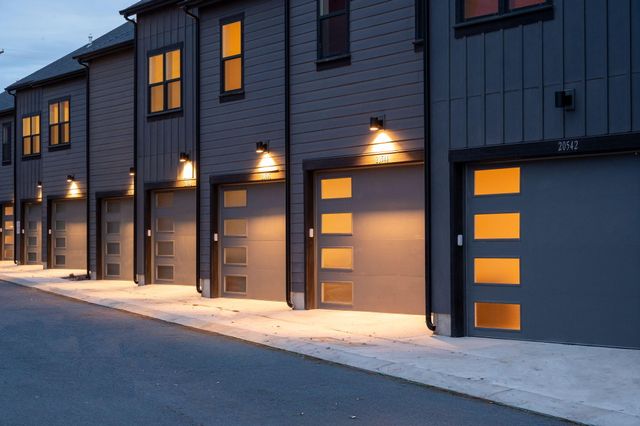 20514 NE Empire Avenue, Bend, OR 97701