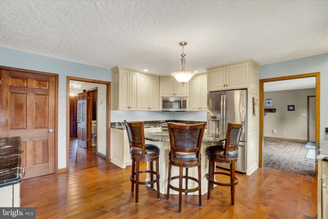 441 SCHOOL RD, York, PA 17407