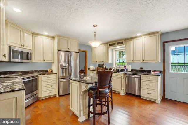 441 SCHOOL RD, York, PA 17407