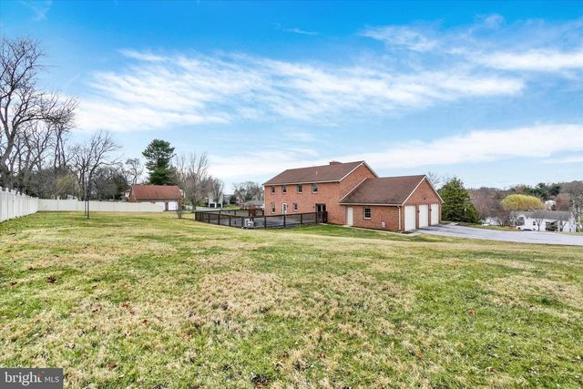 441 SCHOOL RD, York, PA 17407