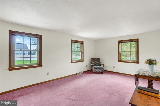 441 SCHOOL RD, York, PA 17407