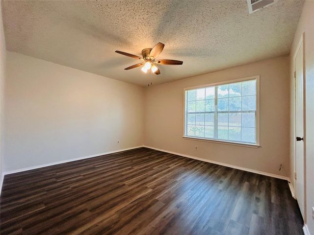 6202 Libyan DR, Austin, TX 78745