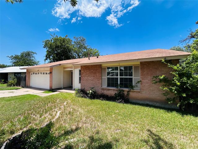 6202 Libyan DR, Austin, TX 78745