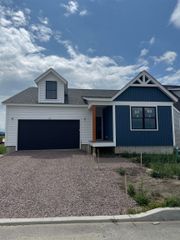 23 Russet Road, South Burlington, VT 05403