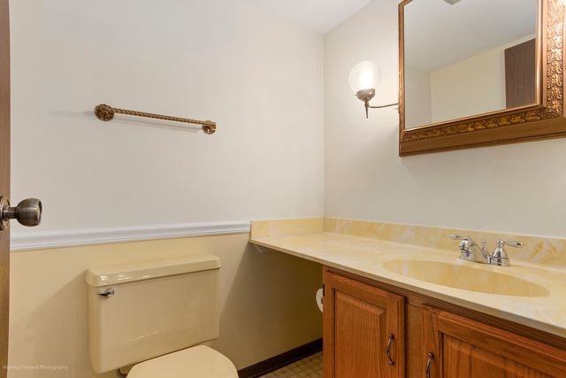 1570 W Goldengate Drive, Addison, IL 60101