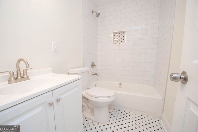 618 S Harlem Circle, Lagrange, GA 30241