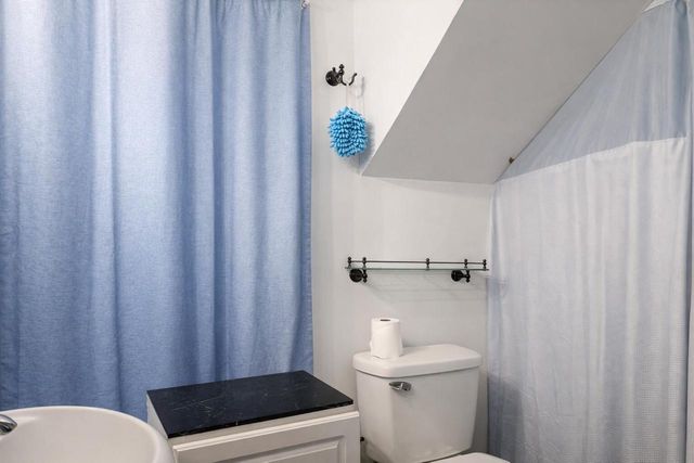 7211 18th AVENUE, Kenosha, WI 53143