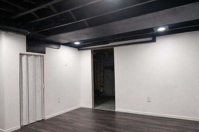 7211 18th AVENUE, Kenosha, WI 53143