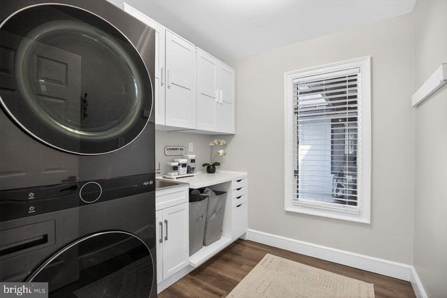 4304 BRIDGEBORO RD, Moorestown, NJ 08057