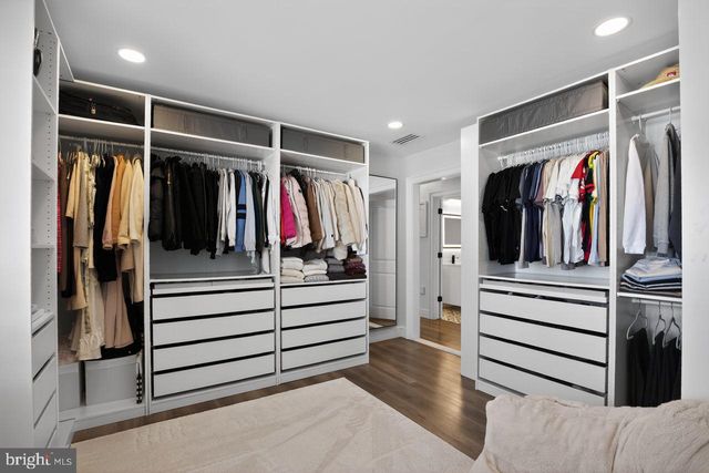 4304 BRIDGEBORO RD, Moorestown, NJ 08057