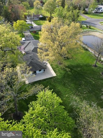 4304 BRIDGEBORO RD, Moorestown, NJ 08057