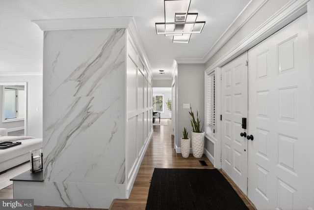 4304 BRIDGEBORO RD, Moorestown, NJ 08057