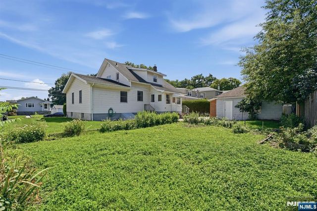 305 Falmouth Avenue, Elmwood Park, NJ 07407