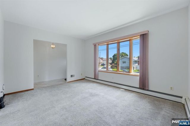 305 Falmouth Avenue, Elmwood Park, NJ 07407